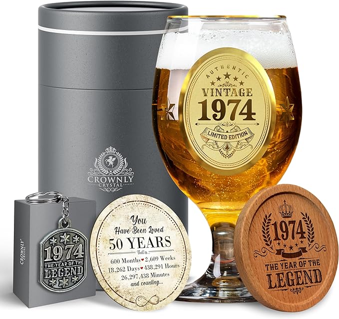 CROWNLY CRYSTAL® 1974 Bicchiere Birra Personalizzato Regalo Uomo 50 Anni Idee Regalo Uomo 50 Anni Compleanno Uomo Regalo Personalizzato Uomo Regalo Zio Compleanno Regalo 50 Anni Regali Per Lui